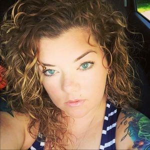 Meet your Posher, Nichole